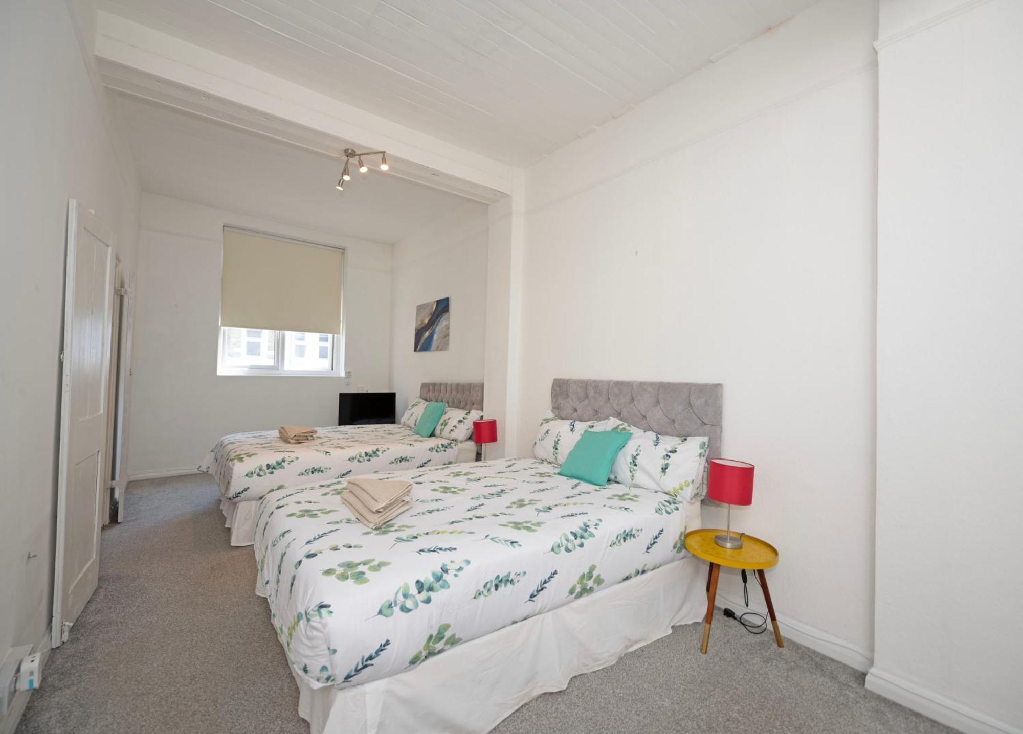 לונדון Flat In Clapham Budget Friendly Stay מראה חיצוני תמונה